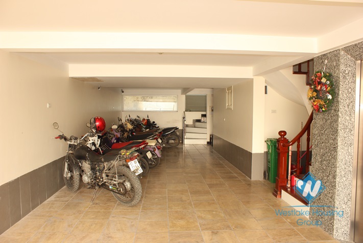 Modern 2-bedroom apartment available for lease in Xuan Dieu Street, Tay Ho, Hanoi